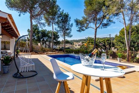 properties to buy in majorca.